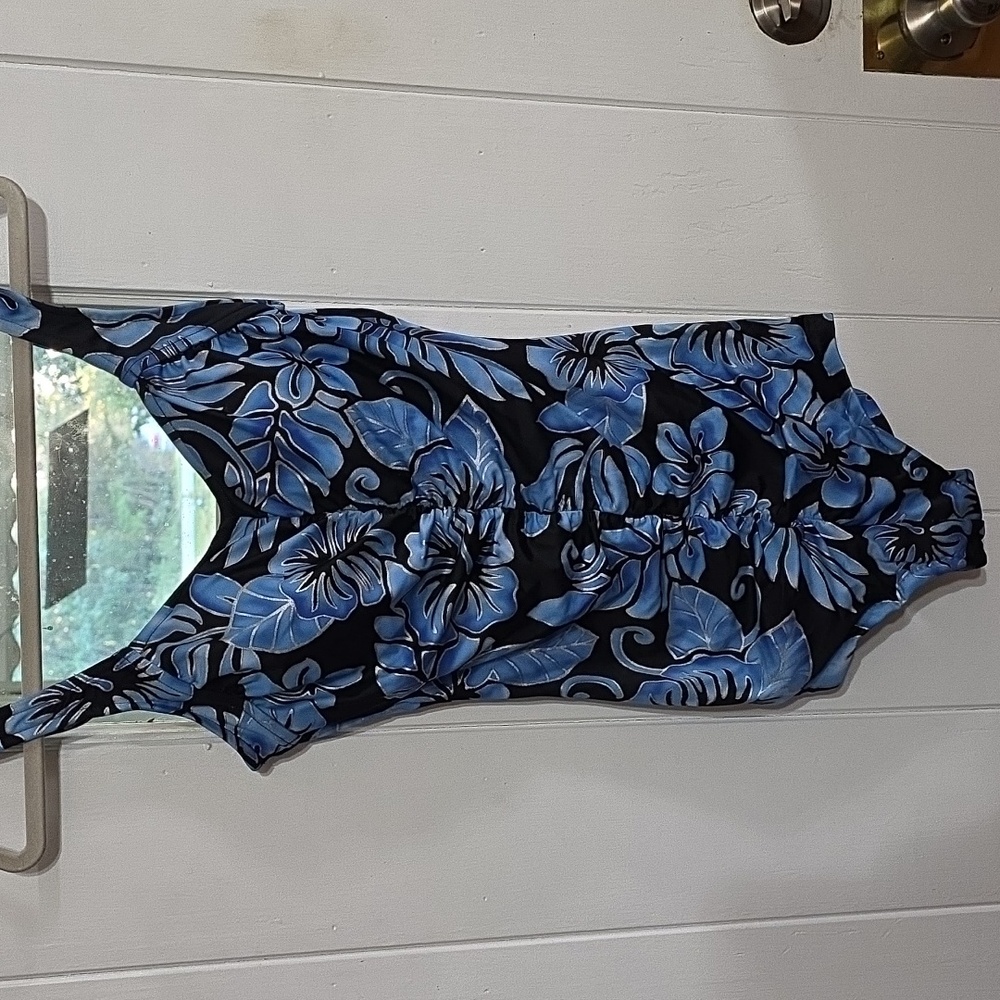 Maxine Women's Swimsuit One Piece W/Bra Blue/Silver Tropical Floral Sz‎ 16 EUC
